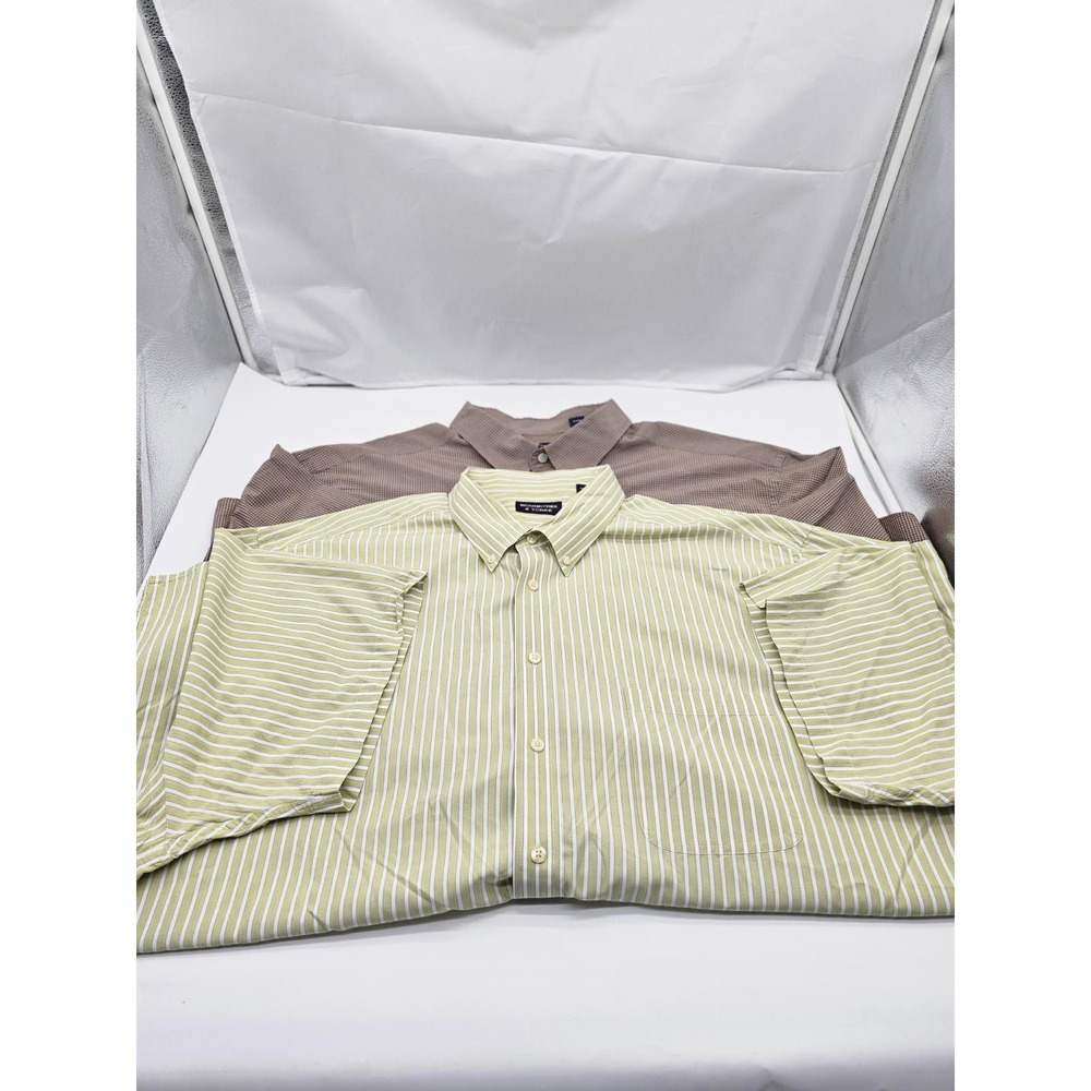 Roundtree & Yorke Men's 4XLT Lot of 2  Short Sleeve Button Down Dress Shirts